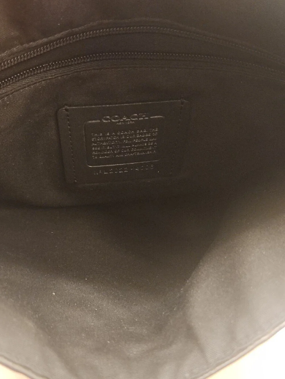 Coach Leather Embossed Signature Men's/Women's Crossbody Messenger Bag W/COA